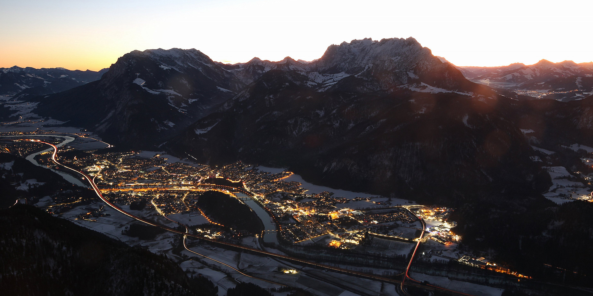 Bild Nachtaufnahme Kufstein